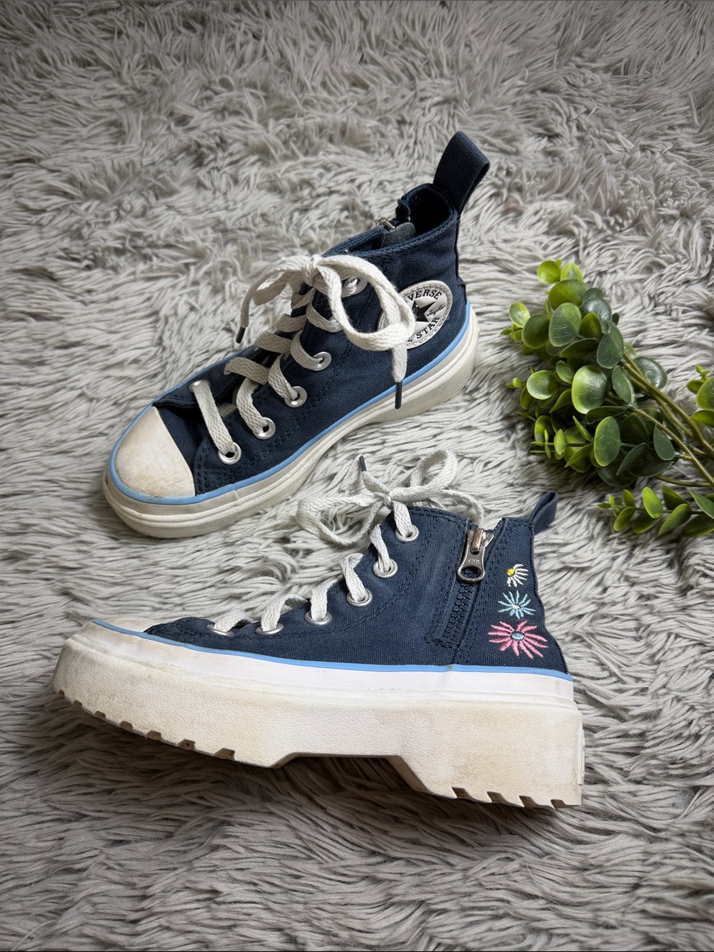 Converse Chuck Taylor All Star blue Lugged Lift Platform Easy-On floral 12.5